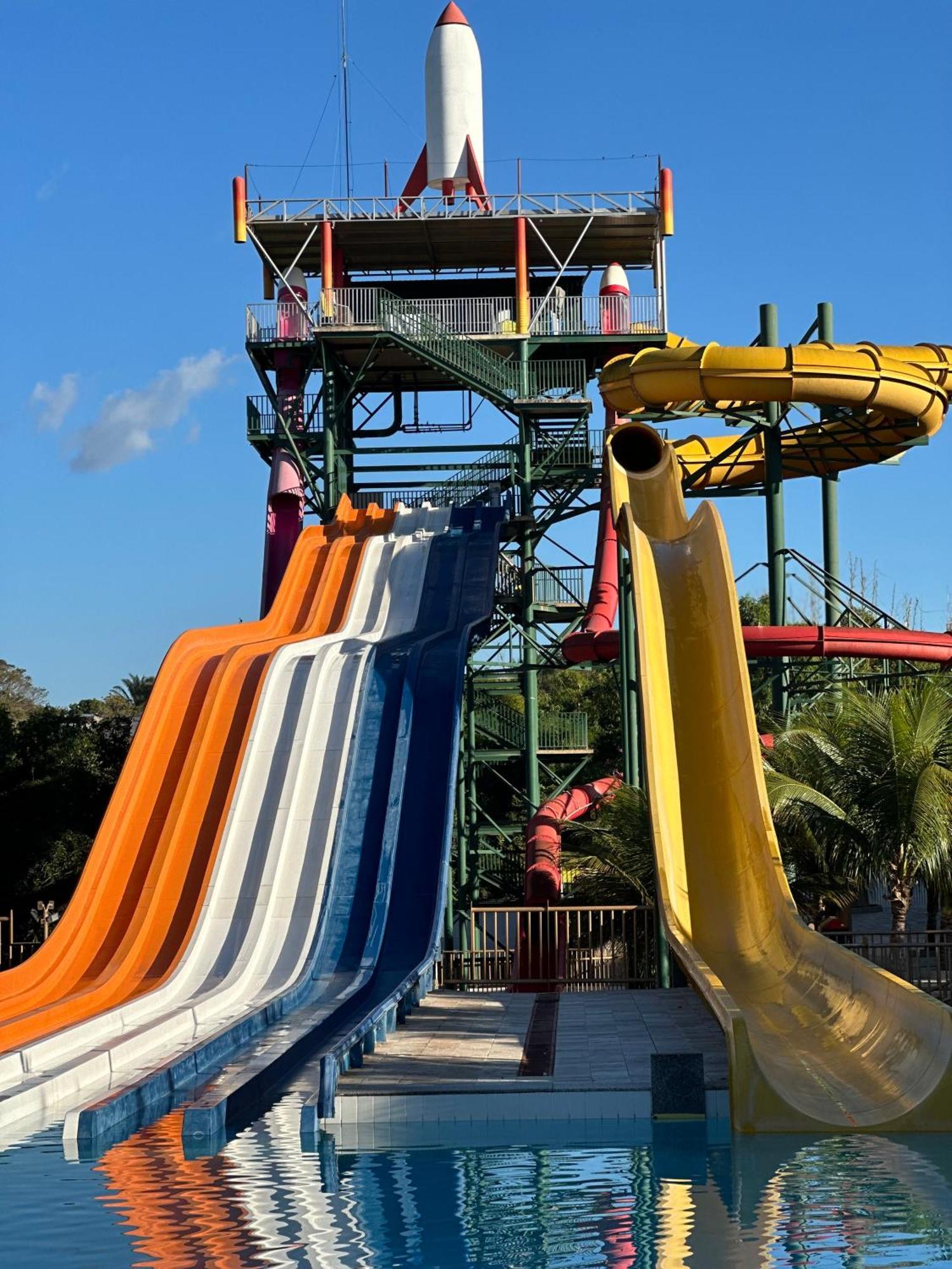 קאלדס נובאס Piazza Di Roma Apartamento 915 Com Parque Aquatico מראה חיצוני תמונה